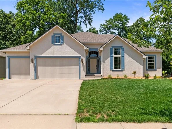 9014 N Saint Clair Ave, Kansas City, MO 64154