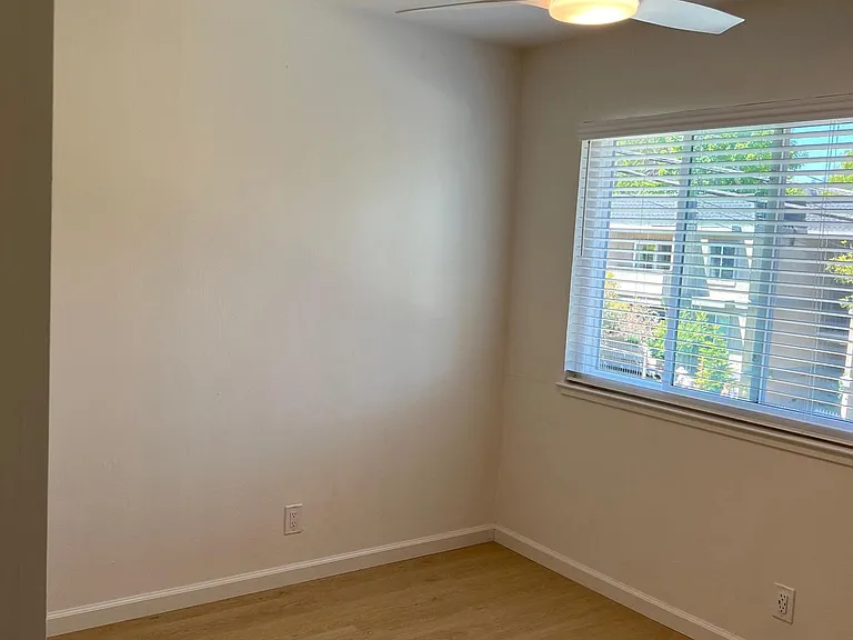 3577 Brook St — Photo 14