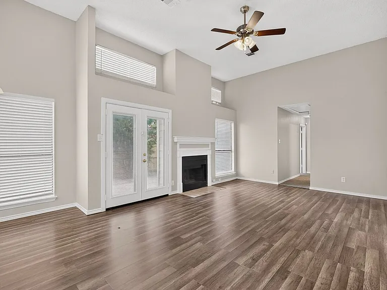 2521 Winter Oak St — Photo 7