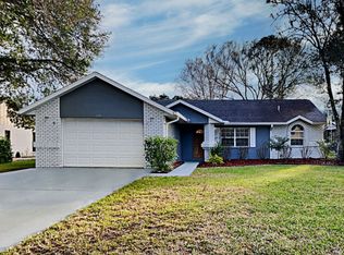 6418 Huntington Dr, Zephyrhills, FL 33542