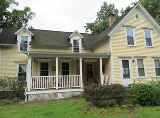 100 Meadow St FLOOR 2, Amherst, MA 01002