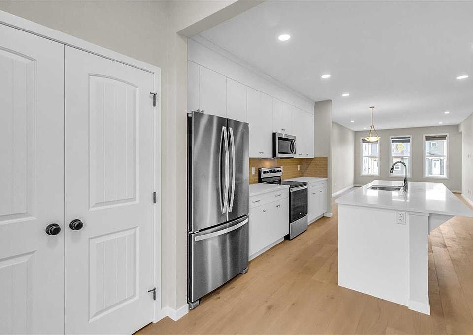 1st image of 249 N Aquila Dr NW