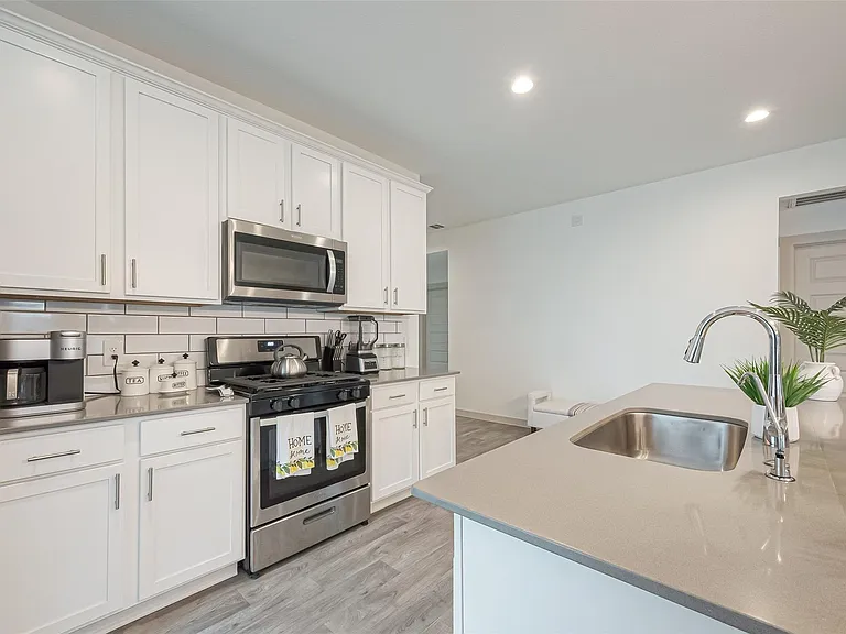 17 Desert Spring Ln — Photo 11