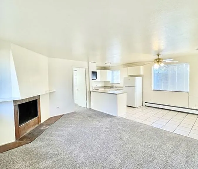 1045 Balsam St #6 — Photo 3