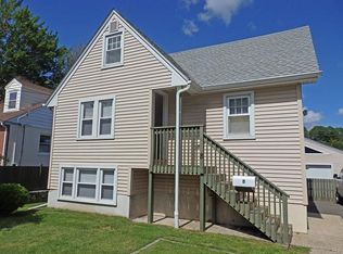 8 Fillow St, Norwalk, CT 06850