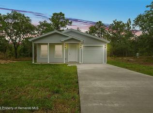 5163 Pacific Ave, Weeki Wachee, FL 34607