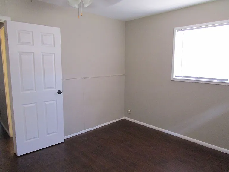 305 E Oklahoma Ave — Photo 11