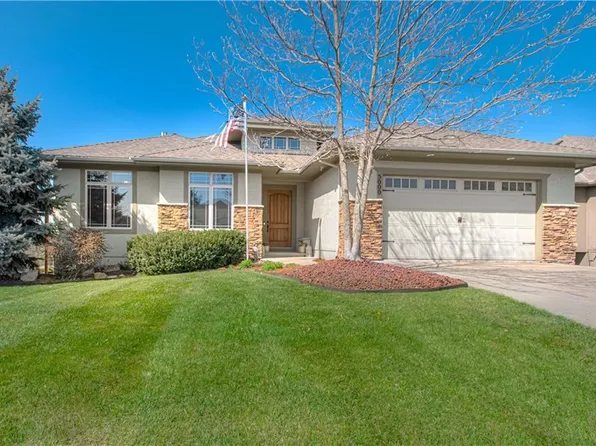 5000 143rd St, Basehor, KS 66007