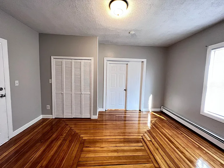7 Robinson St — Photo 10