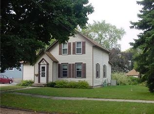 506 Grove St, Fort Atkinson, WI 53538