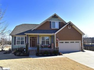 104 Cayanne Ct, Greer, SC 29651