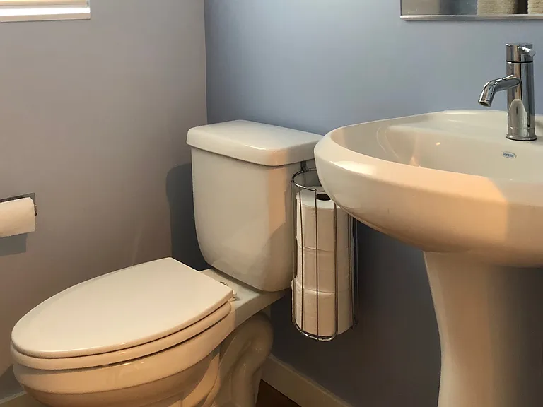 411 Garden St — Photo 12