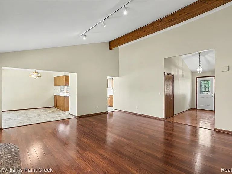 4847 Bayleaf Dr — Photo 5