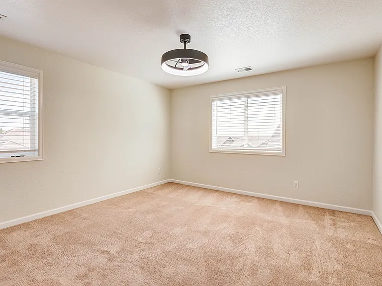 10732 Hillsboro Cir — Photo 30