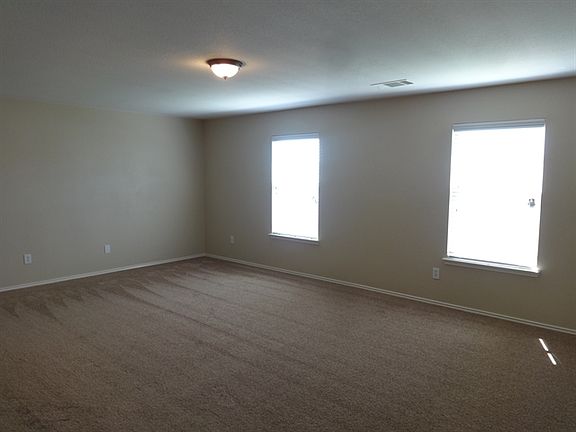 4th image of 605 Partridge Dr