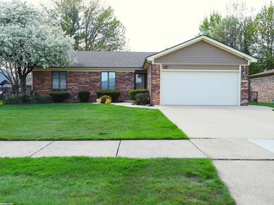 51649 Mitchell Dr, Chesterfield, MI, 48047