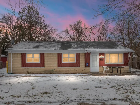 28469 Beechnut St, Inkster, MI 48141