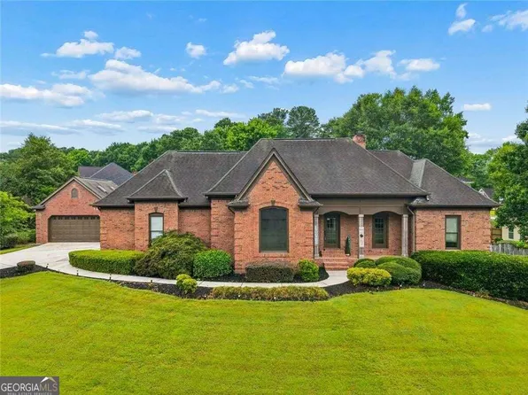 315 Savannah Pl, Loganville, GA 30052