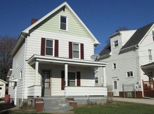 76 Smithsonian St, Girard, OH