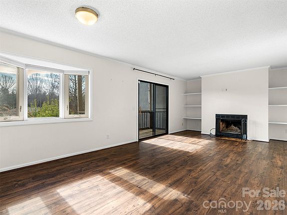 5th image of 201 Racquet Club Rd #15