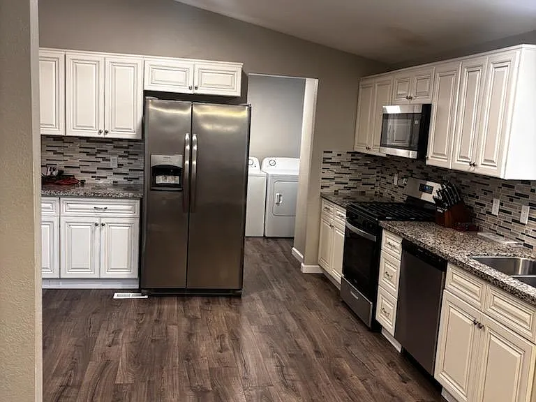 6256 N Moonlight Way — Photo 3