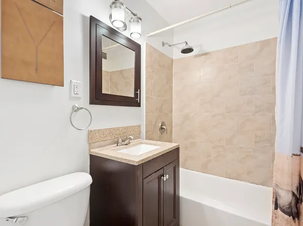 12399 Flatlands Avenue image 4 of 5