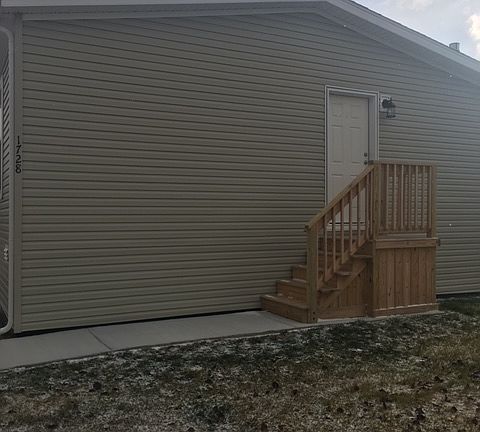 Entry into utility room