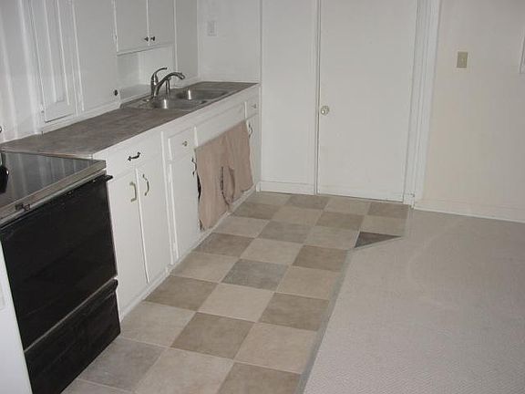 Kitchen, S.W. Corner