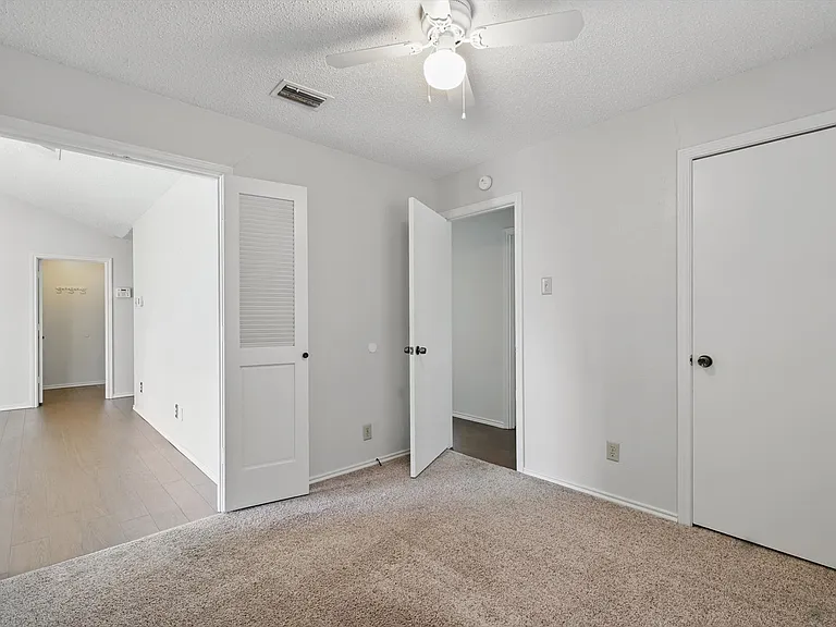 338 Edgewood Dr — Photo 24