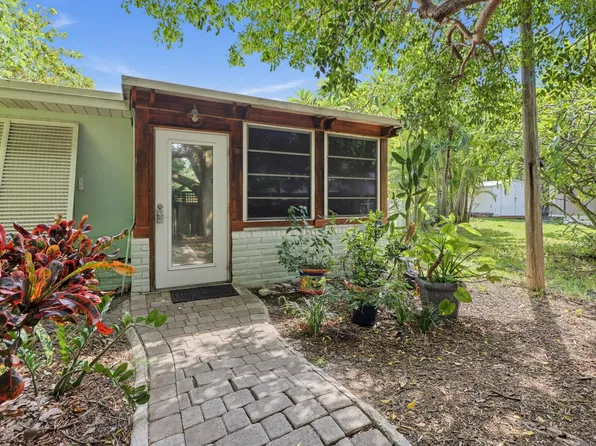 2240 Harbor Dr, Marathon, FL 33050