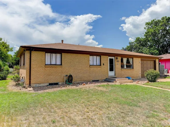 2940 W Saratoga Avenue, Englewood, CO 80110