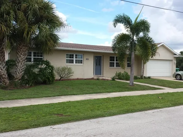 165 Roselle Ct, Pt Charlotte, FL 33952