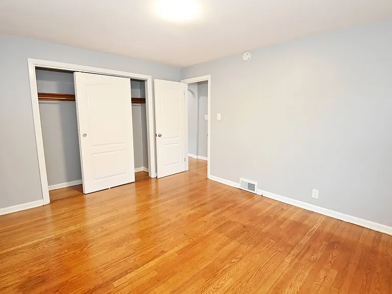 56 West St — Photo 13