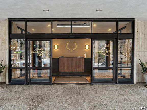 3rd image of 1 Kensington Gate #211