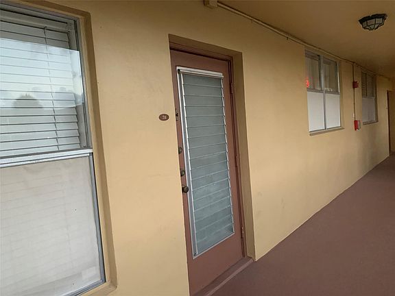 3rd image of 6051 NW 61st Avenue #211