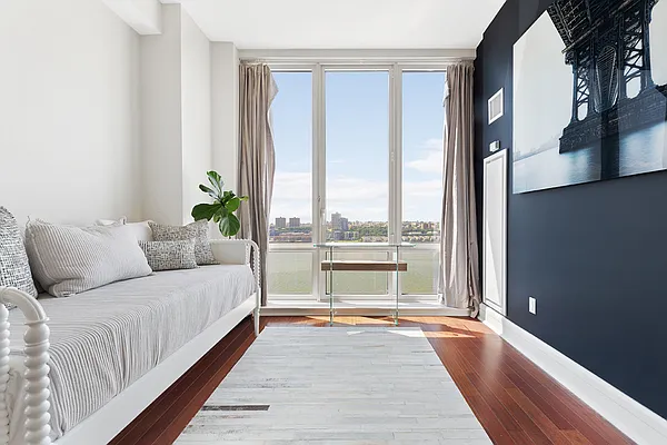 Rented by Compass | media 20