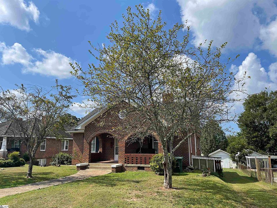 1st image of 662 Kirksey Dr W