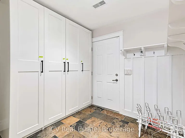 141 Snowbridge Way — Photo 36