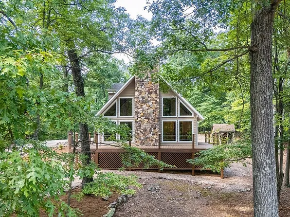 780 Chinquapin Dr, Lyndhurst, VA 22952