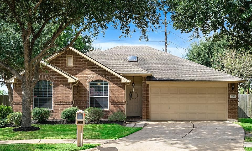 This amazing home is in a quiet subdivision and is located close to everything. The beautiful landscaping gives this home great curb appeal!