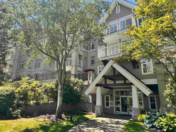 1483 Parkway Blvd #305, Coquitlam, BC V3E 3J7