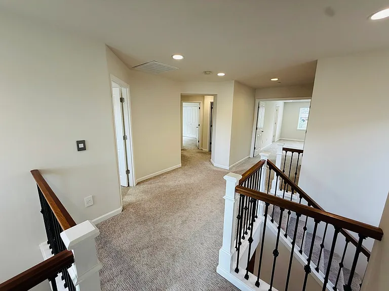 7640 NE 195th St — Photo 12