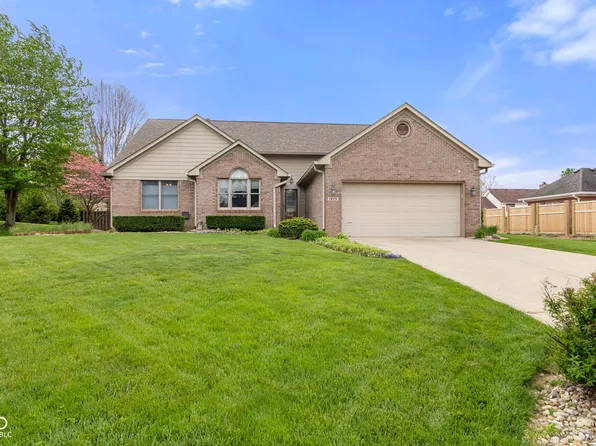 1275 Rosewood Ln, Mooresville, IN 46158