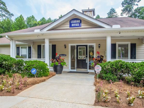 600 S Pine Hill Rd APT J2