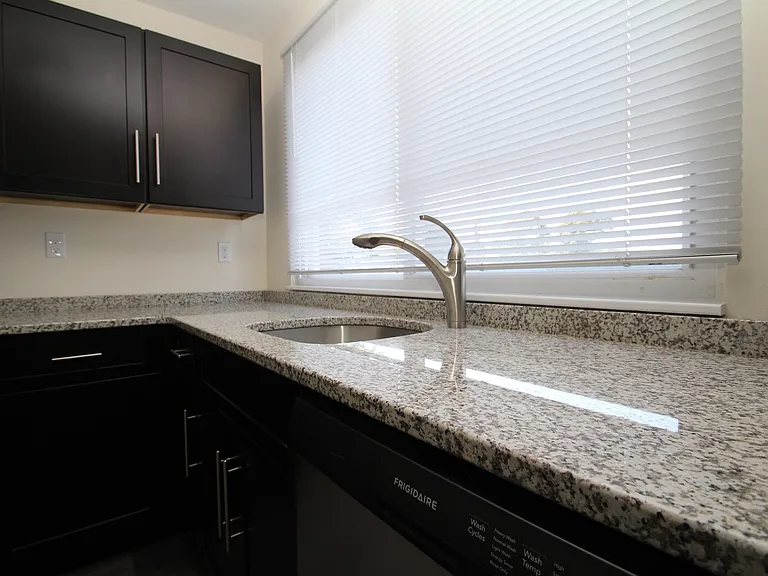 204 Flax Hill LLC — Photo 9