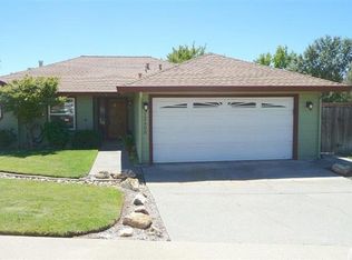 12400 Erin Dr, Auburn, CA 95603