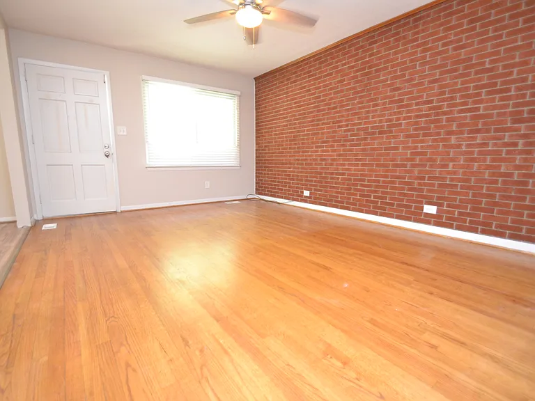 5133 Lundy Dr — Photo 7