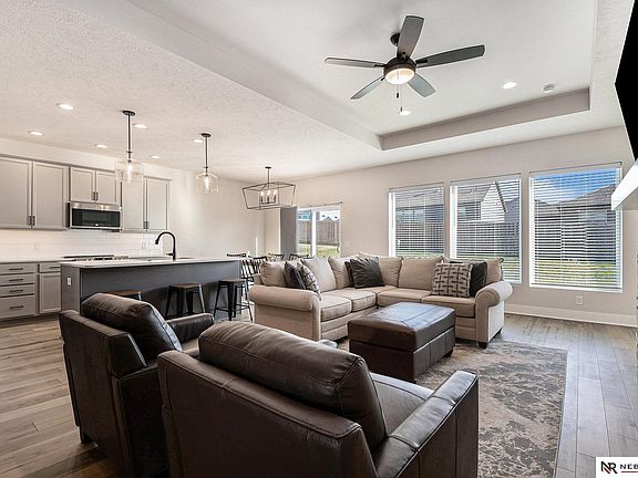 3rd image of 4711 N 210th Ave