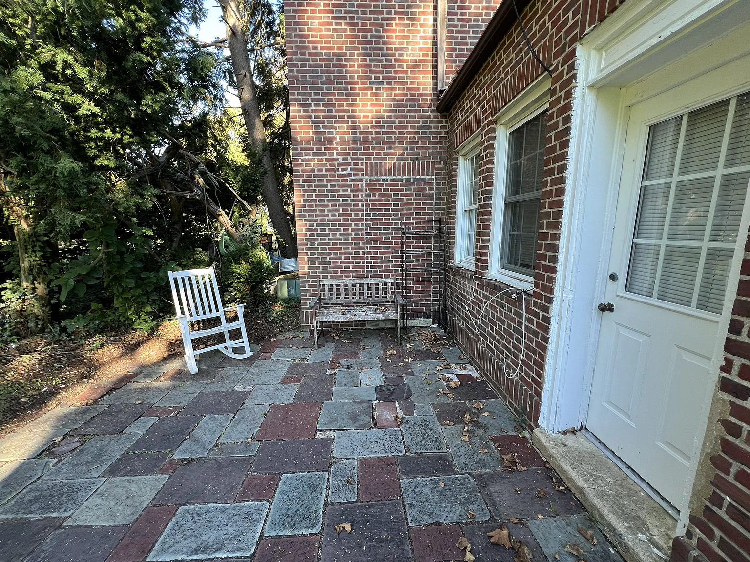 1 bed, 650 sqft, $1,500 — Photo 3