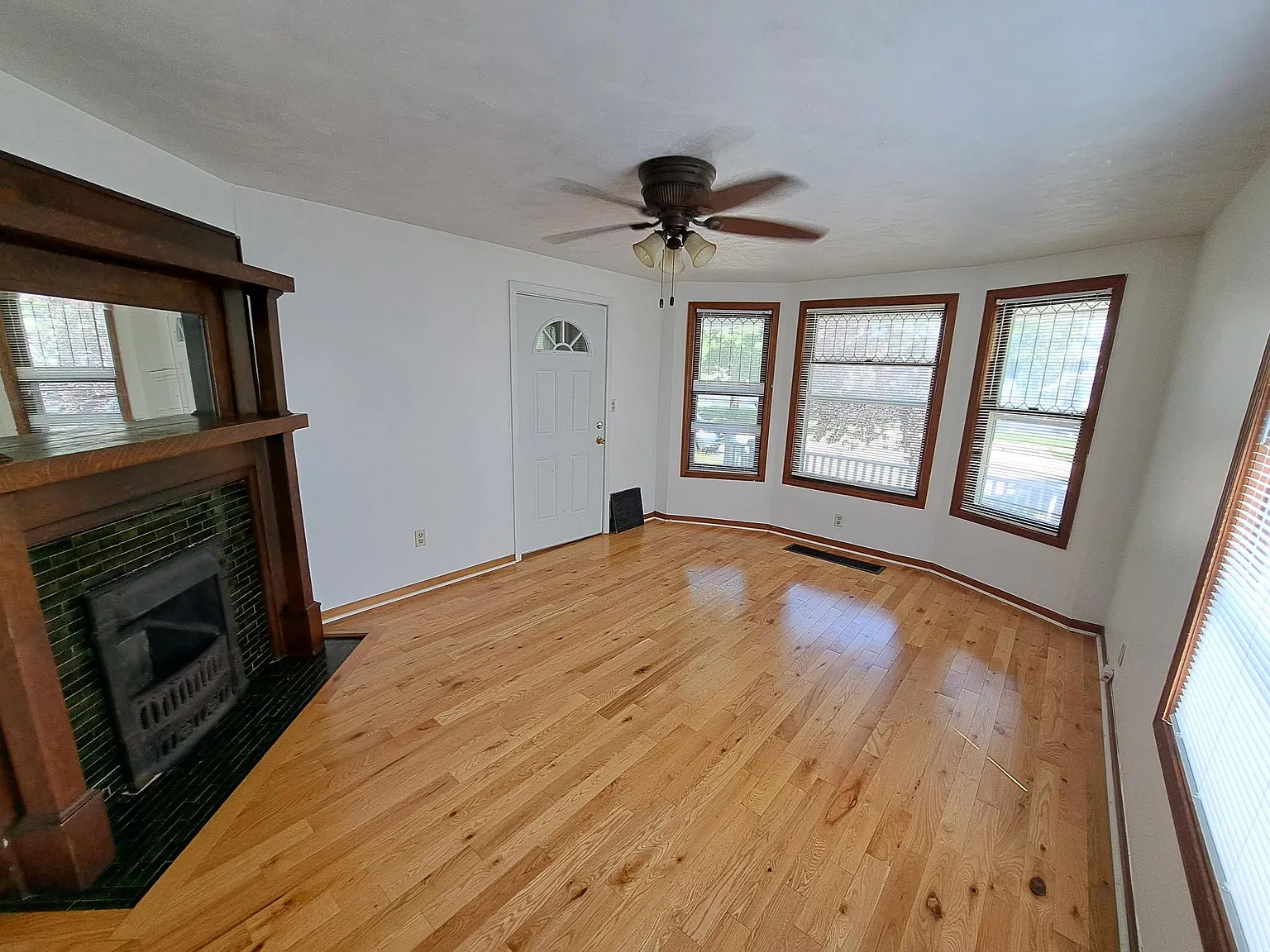 426 Pearl St — Photo 1